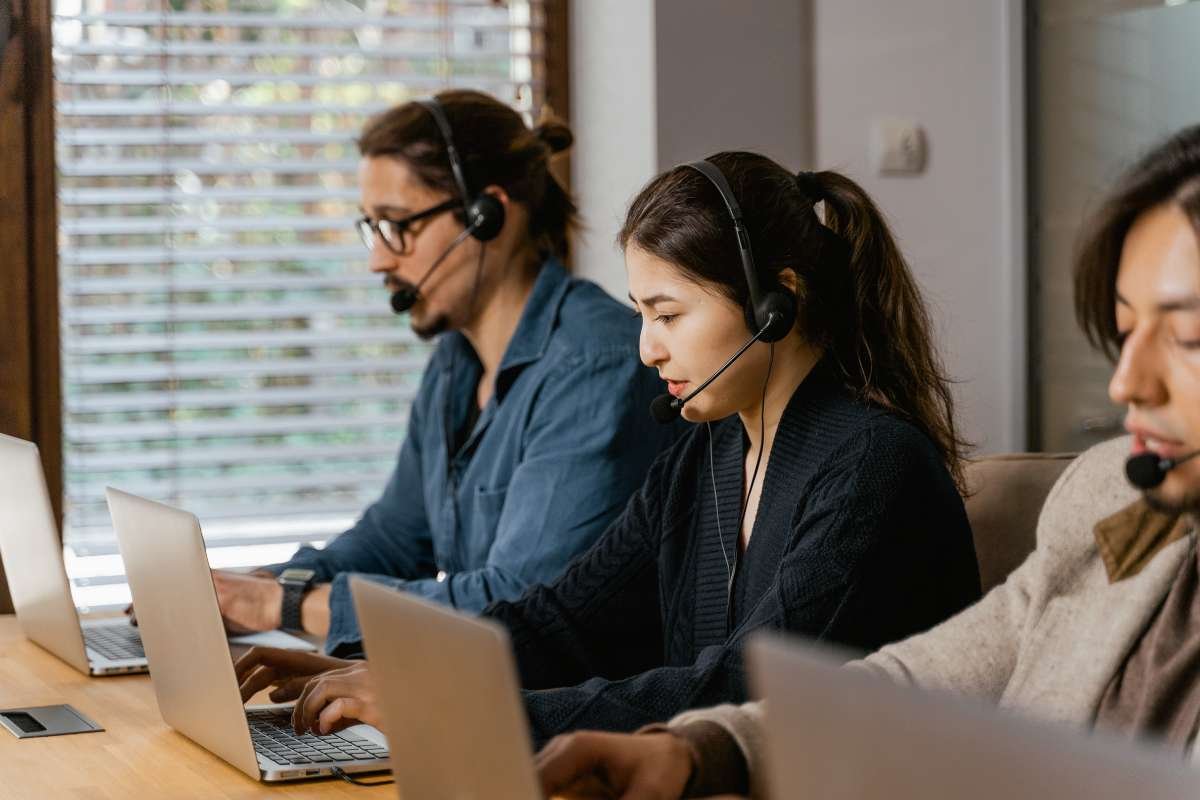 Handle Complaints on the Phone with These Smart Tips | The Enterprise World