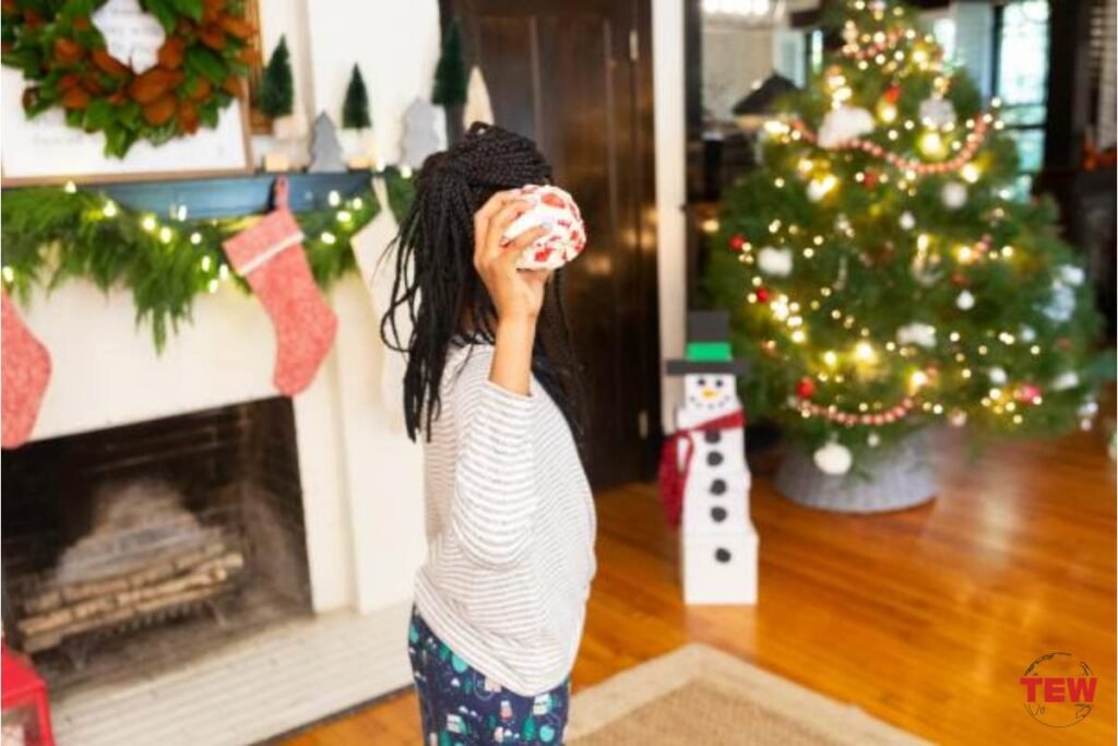 Minute to Win It: 15 Best Family Games for Christmas | The Enterprise World