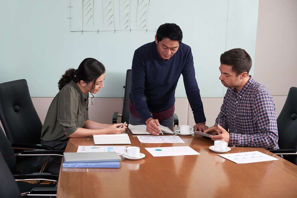 How to Gain Expertise to Become a Business Consultant? Here’s 7 Steps That Work | The Enterprise World