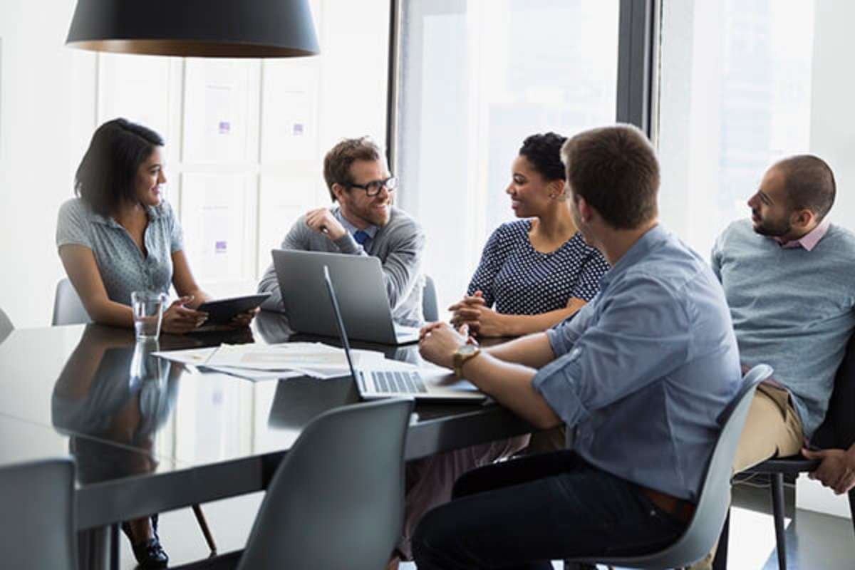 Personal Branding through Presentations: How to Showc Your Unique Identity? | The Enterprise World