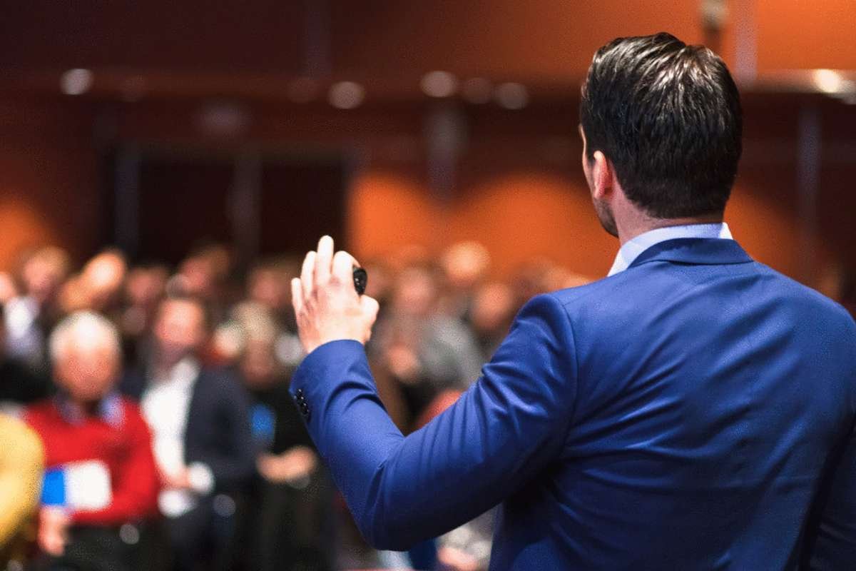 Personal Branding through Presentations: How to Showc Your Unique Identity? | The Enterprise World
