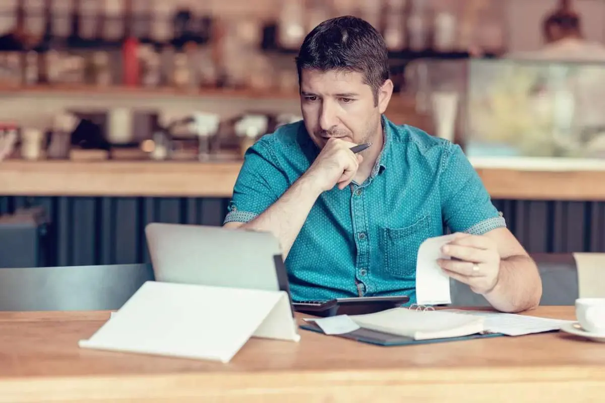 4.2 - Common Business Mistakes_ When Healthy Sales Hide a Cash Crisis (Source - forbes.com )