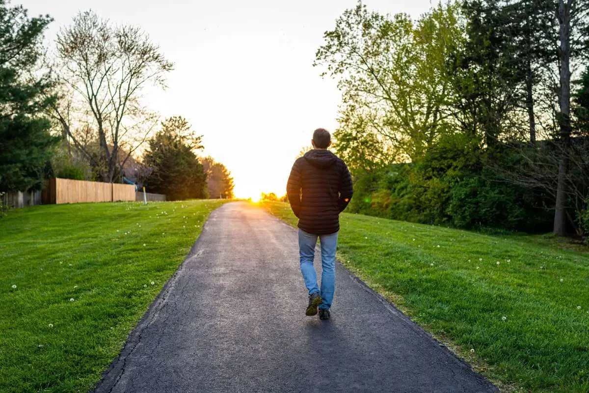 Use These 8 Healthy Habits at Work to Stay Productive All Day | The Enterprise World