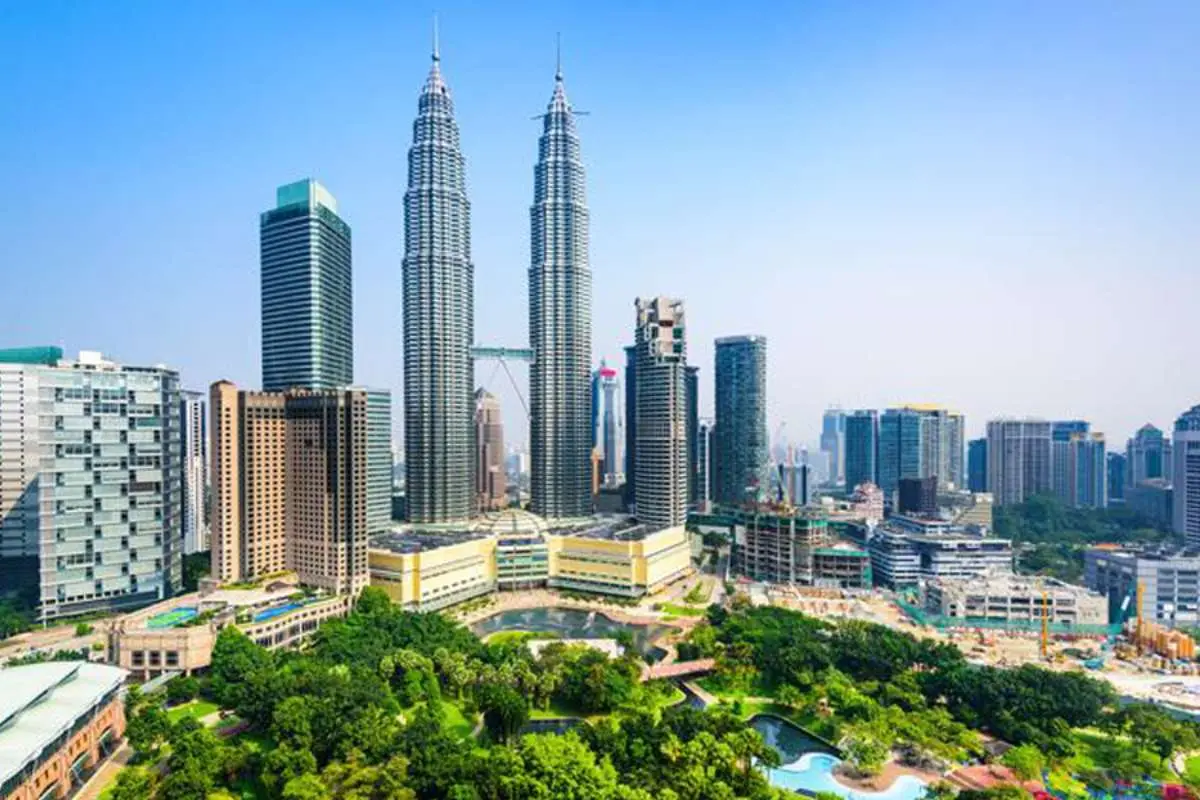 7 Fast-Growing Sectors in Malaysia Driving Economic Growth | The Enterprise World