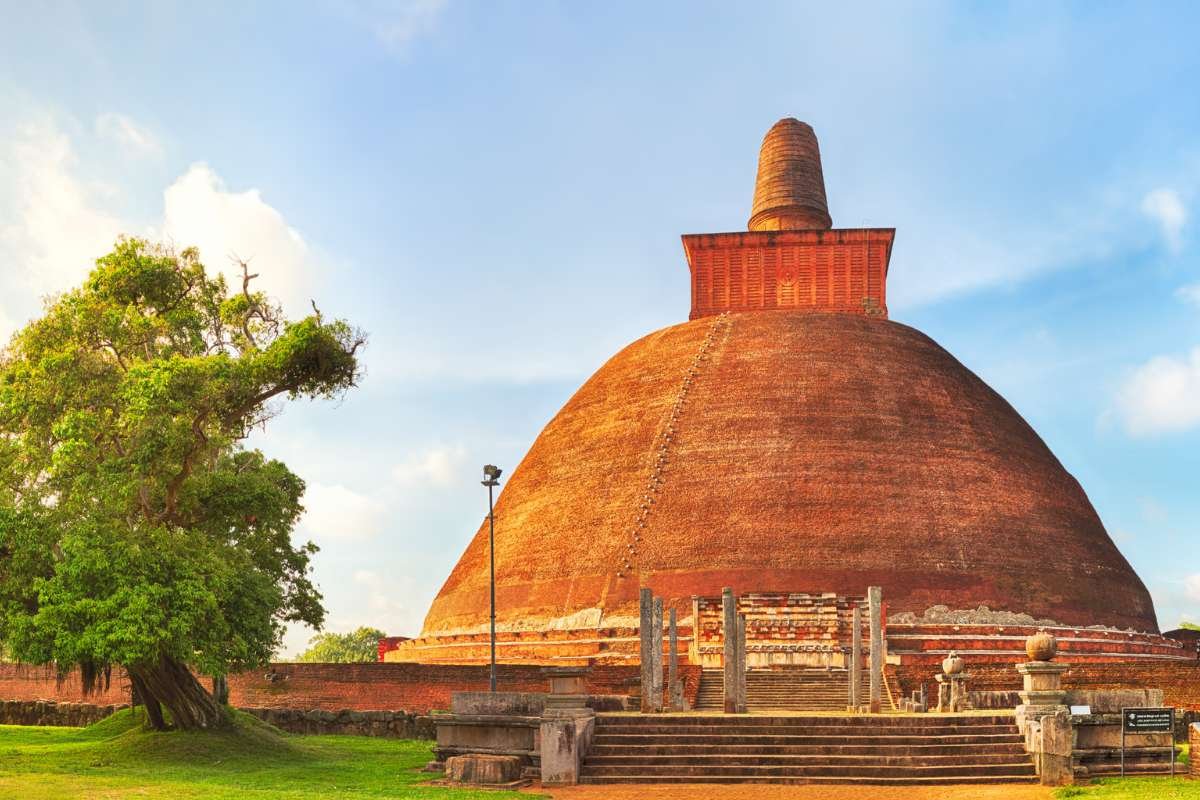 15 Largest Temples in the World: Where Faith Meets Architectural Wonder | The Enterprise World