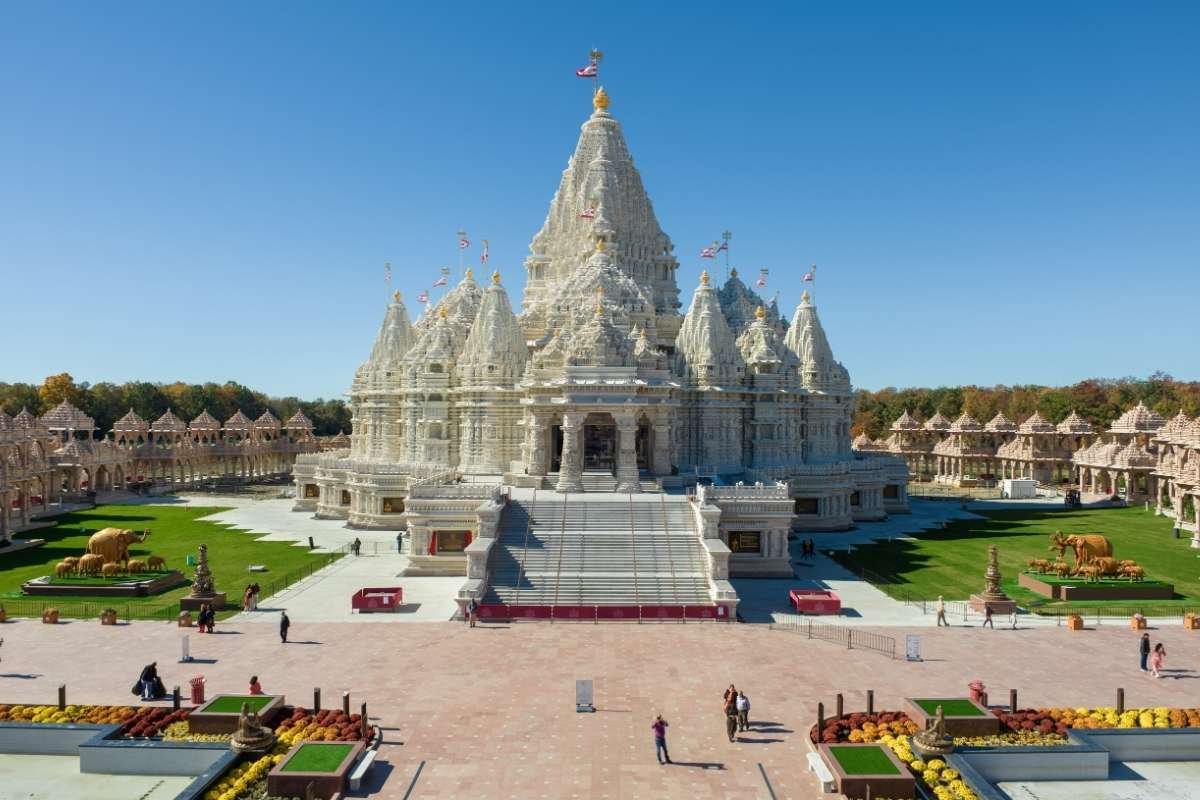 15 Largest Temples in the World: Where Faith Meets Architectural Wonder | The Enterprise World