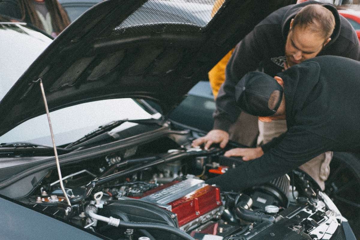 Vintage Jaguar E-Type Parts Sourcing Guide for Restorers | The Enterprise World