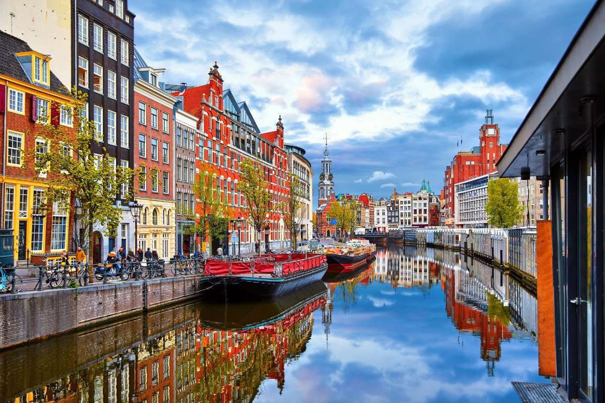 20 Most Walkable Cities in the World to Explore Without a Car | The Enterprise World