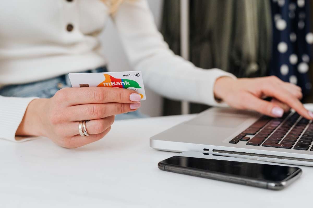 Why do Players Prefer UK Debit Card Casinos? | The Enterprise World