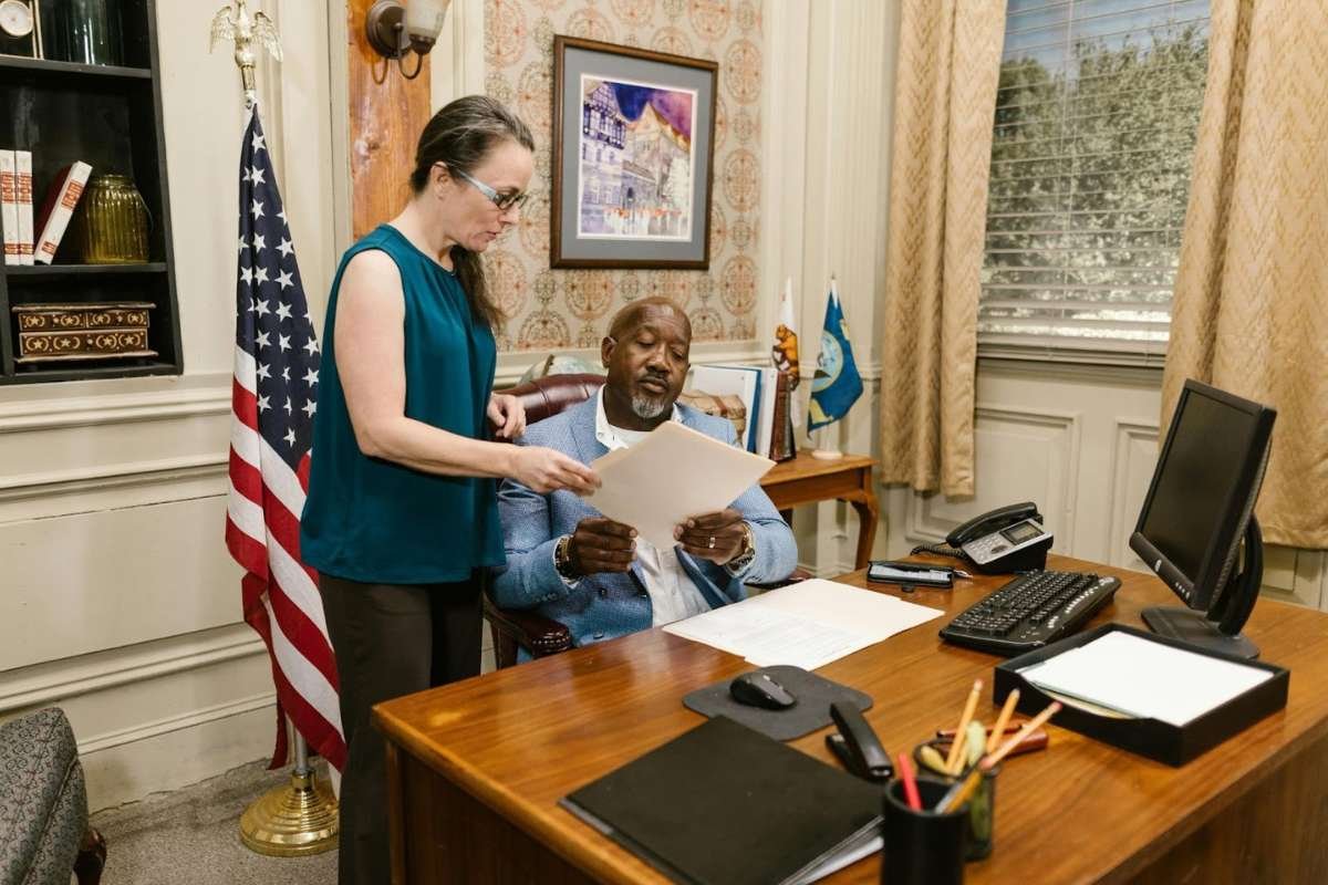 How a Public Relations Agency for Law Firms Improves Reputation Management?