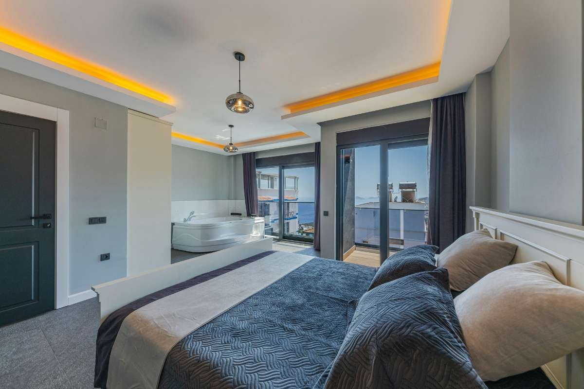 From Hotels to Hybrid Homes: Inside London’s Evolving Hospitality LandscapeÂ