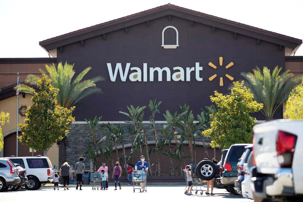 Walmart Posts Strong Quarterly Results as U.S. Consumers Continue Spending