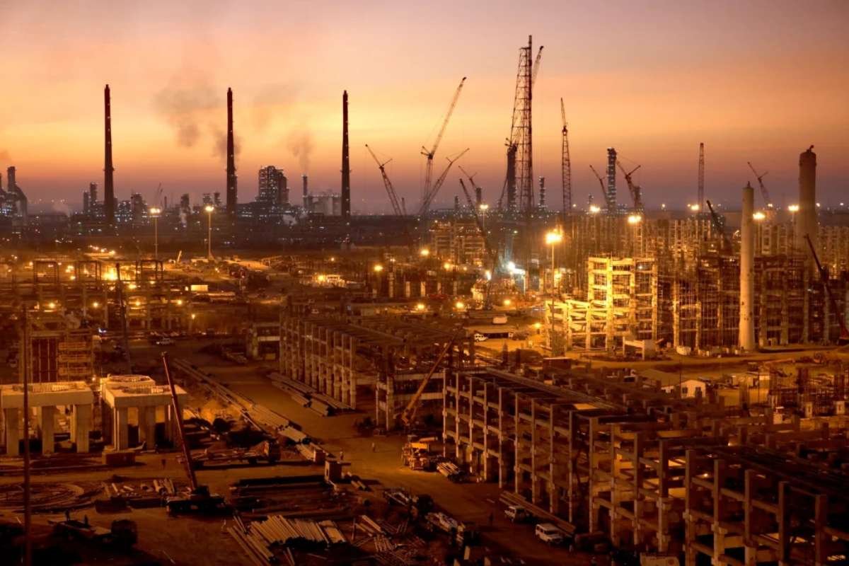 Are These the Top 15 Largest Oil Refineries in the World? | The Enterprise World