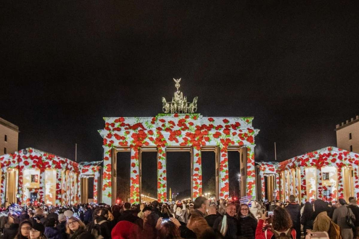 Global Lantern Festivals Around the World: 12 Iconic Light Events | The Enterprise World