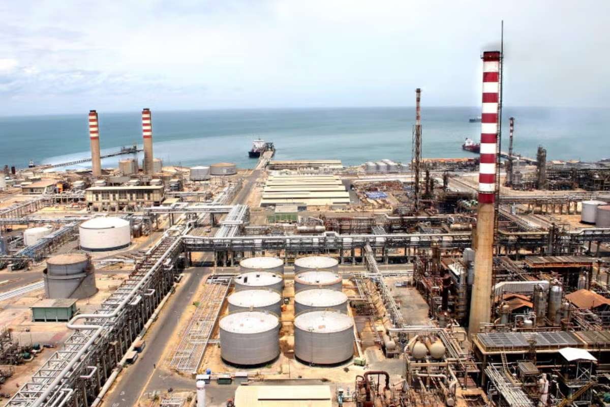 Are These the Top 15 Largest Oil Refineries in the World? | The Enterprise World