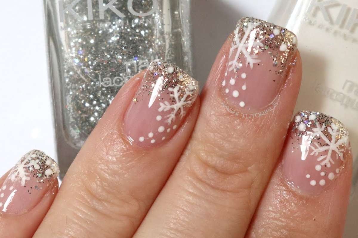 Festive Christmas French Tip Nail Ideas to Try This Season | The Enterprise World
