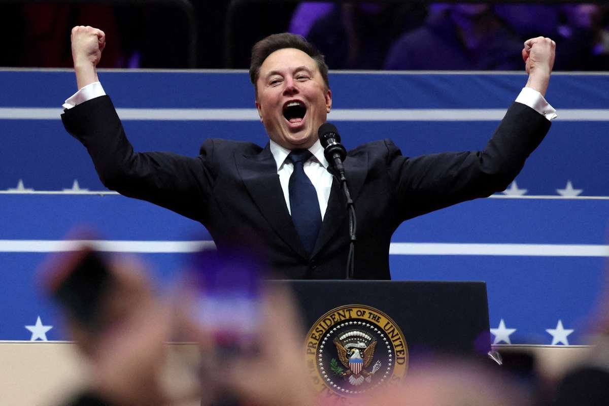 Elon Musk Makes History as World’s First $600 Billion Individual.