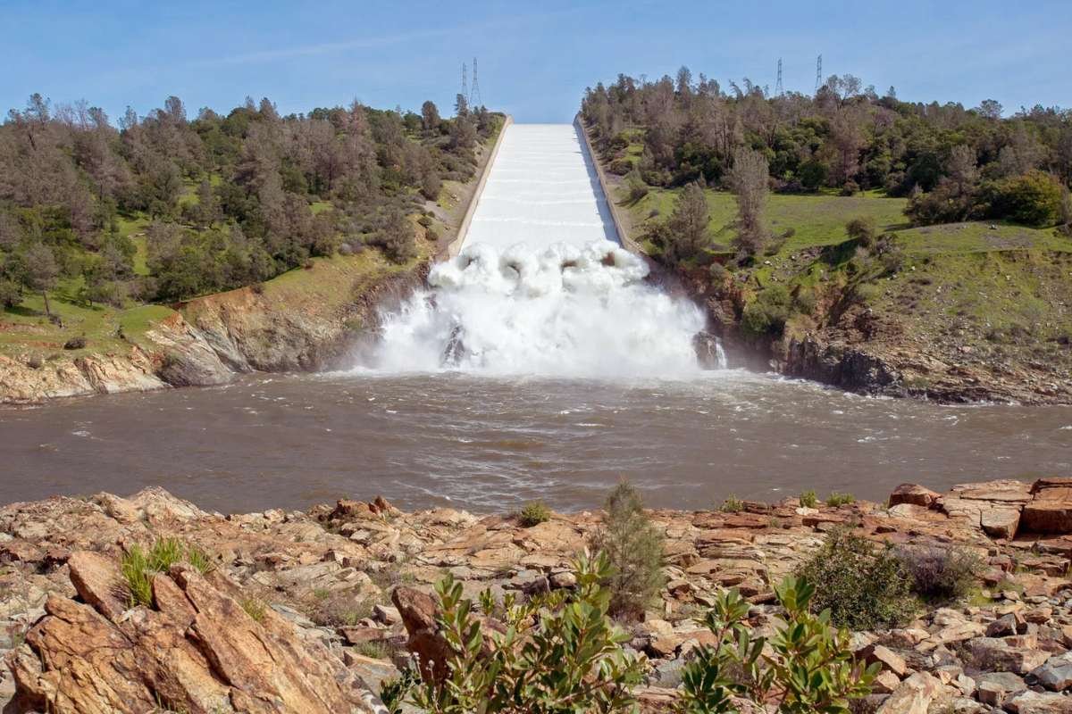 Top 15 Largest Dams in the US That Shape Everyday Life | The Enterprise World