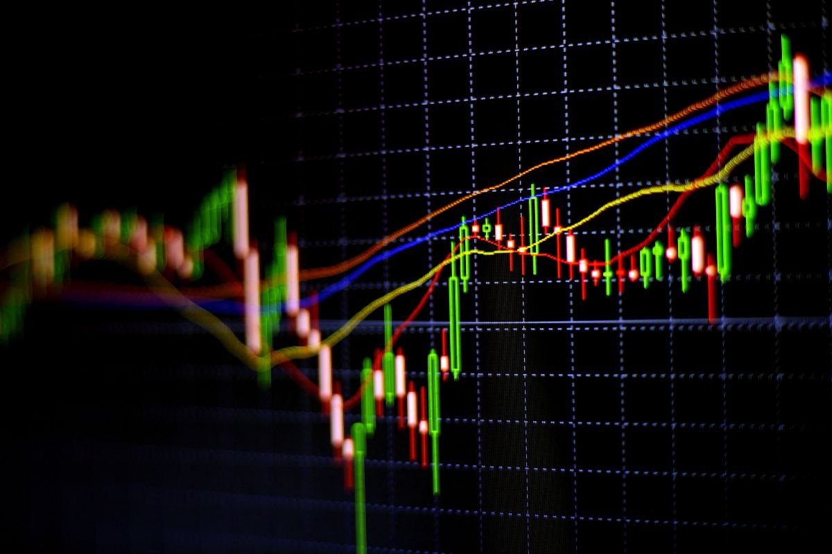 MT4 and MT5 for Algorithmic Trading: Which is Better in 2026? | The Enterprise World