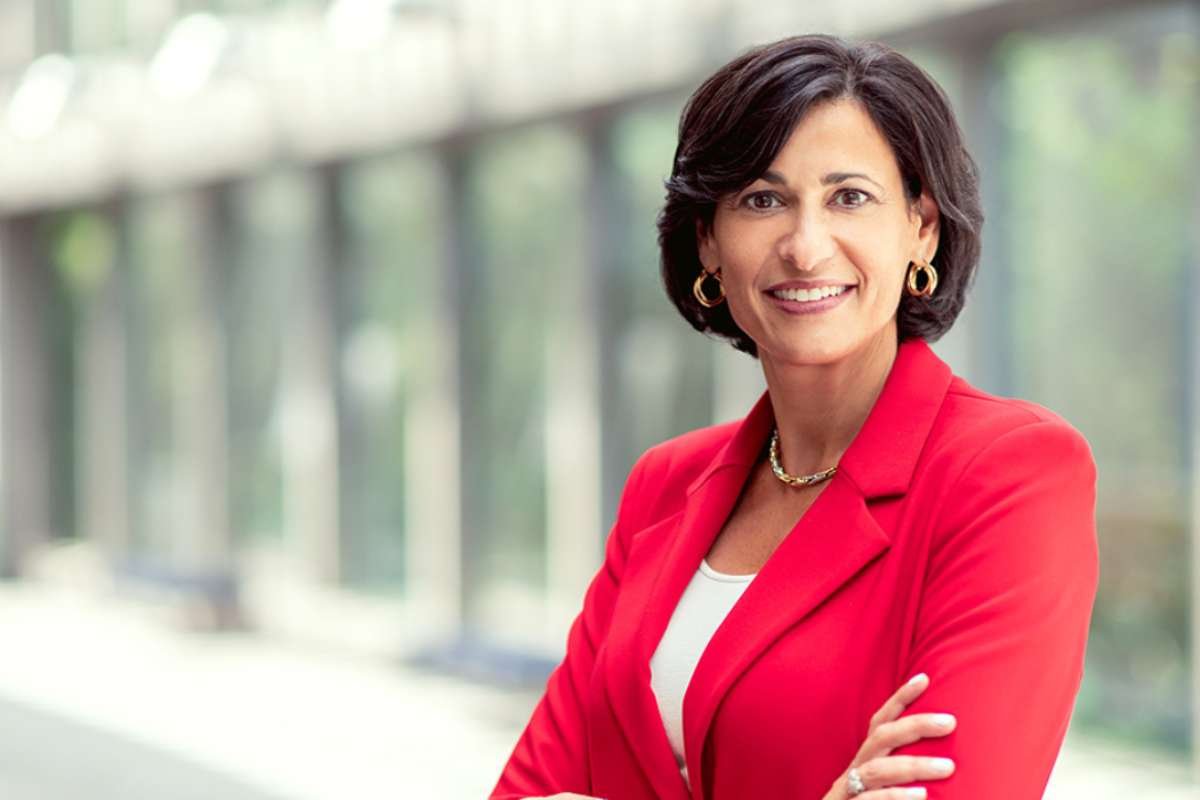 15 Influential HealthCare Leaders Who Decide How the World Survives Health Crises | The Enterprise World