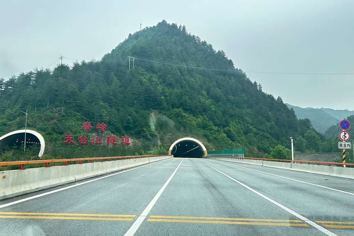 Longest Road Tunnels in the World: Routes Defying Nature’s Barriers | The Enterprise World