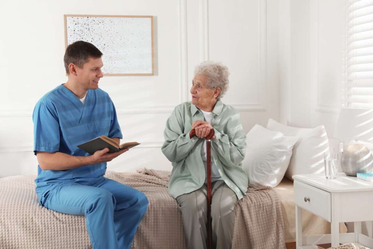 Ways Senior Home Care Promotes Comfort and Safety