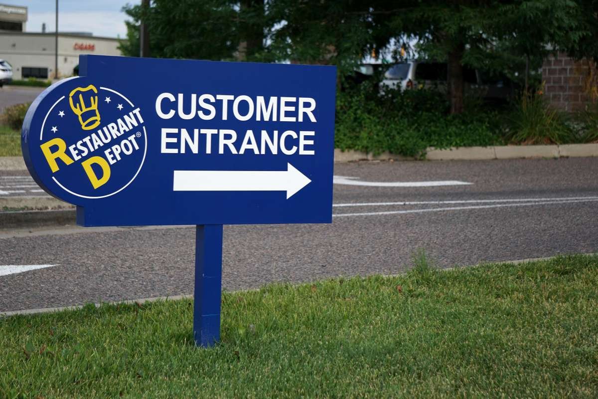 10 Ways General Signage Can Boost Business Visibility | The Enterprise World