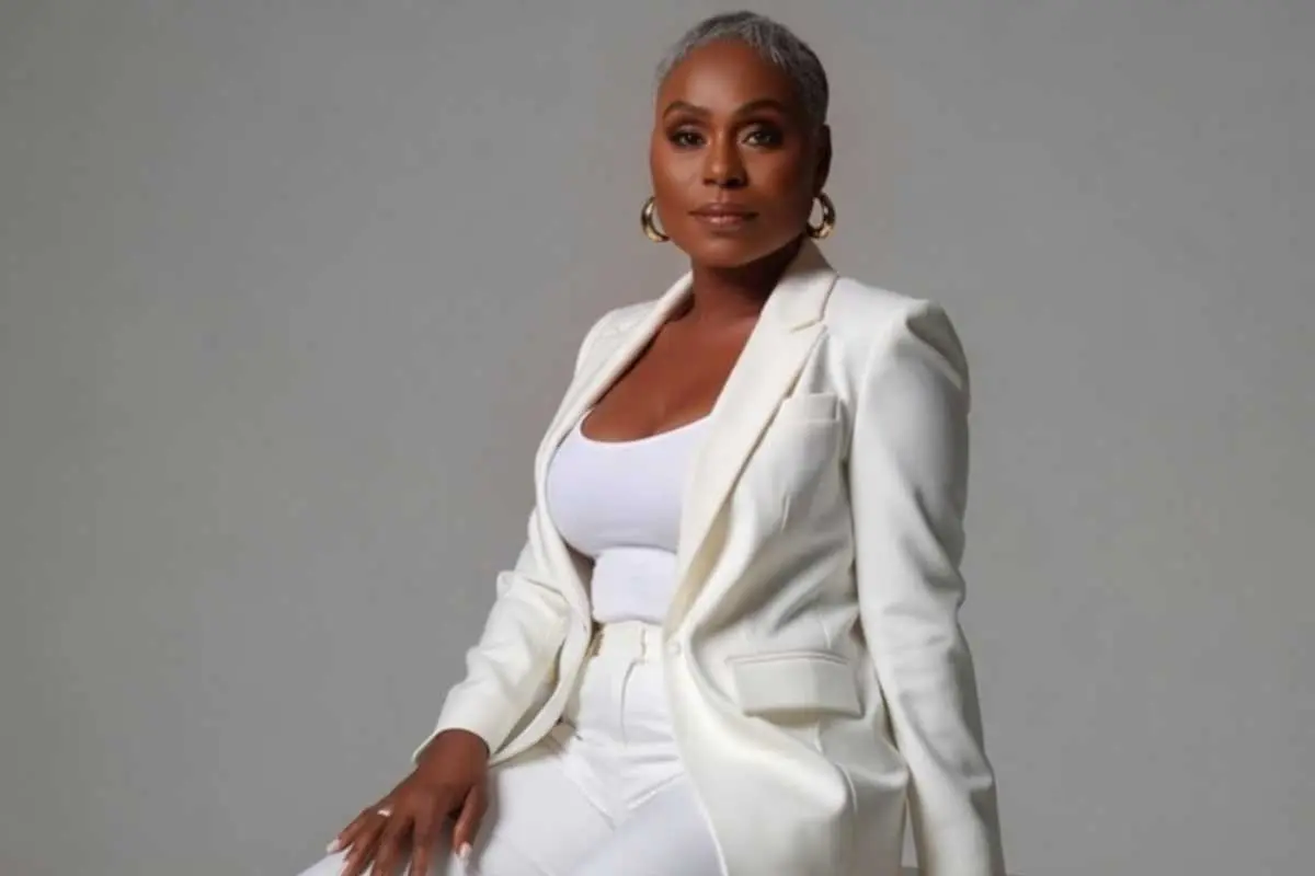 Dr. Connie Bell Helping Professionals Move from Confusion to Clear, Purposeful Action