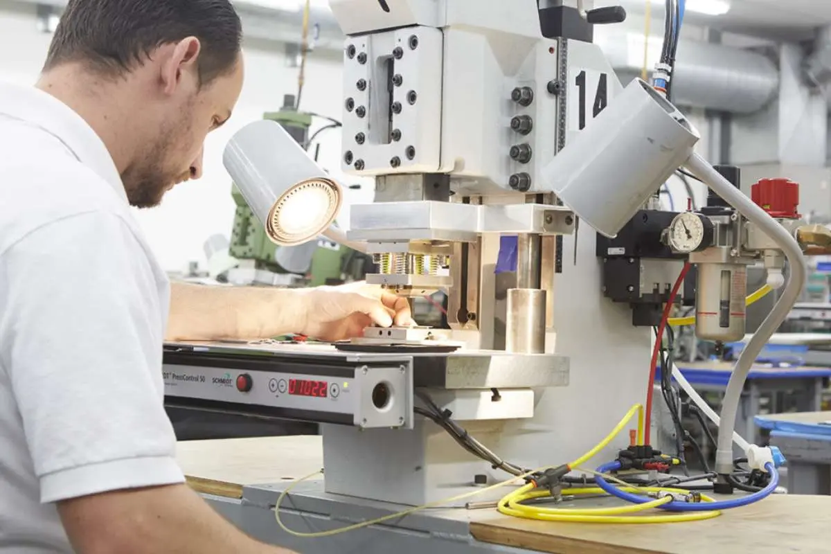 What to Expect From Quality Metal Stamping Services? | The Enterprise World
