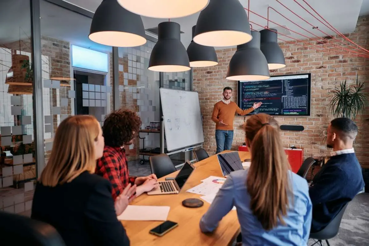 Thought Leadership for Lead Generation: How It Builds Trust | The Enterprise World