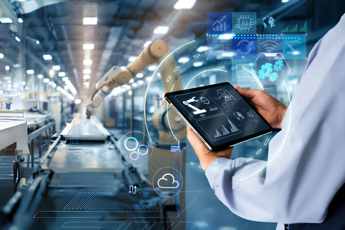 What Makes Smart Manufacturing Different From Traditional Manufacturing? | The Enterprise World