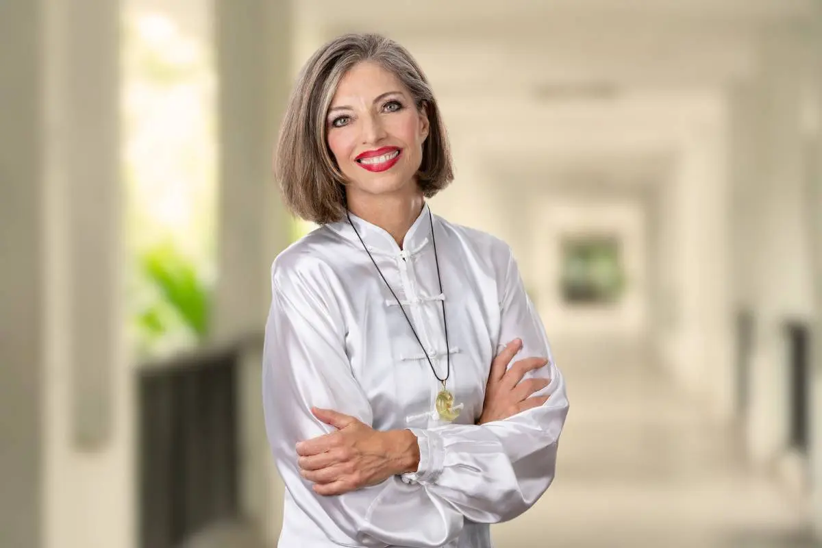 Dr. Cloe Couturier- Advancing Integrative Health Worldwide | CranioSacralQigong® | The Enterprise World