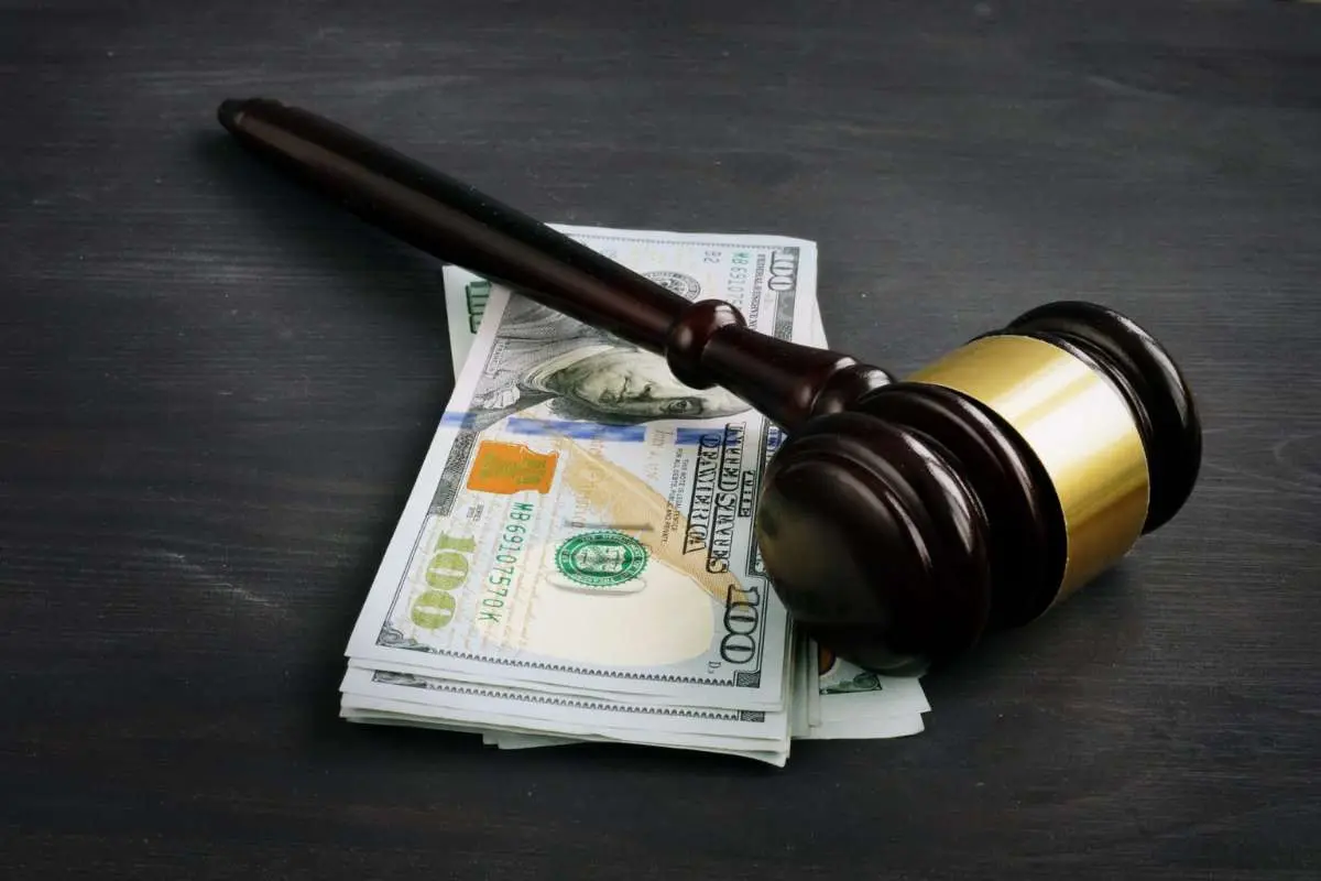 How to Choose a Criminal Defence Lawyer Before You Hire One? | The Enterprise World
