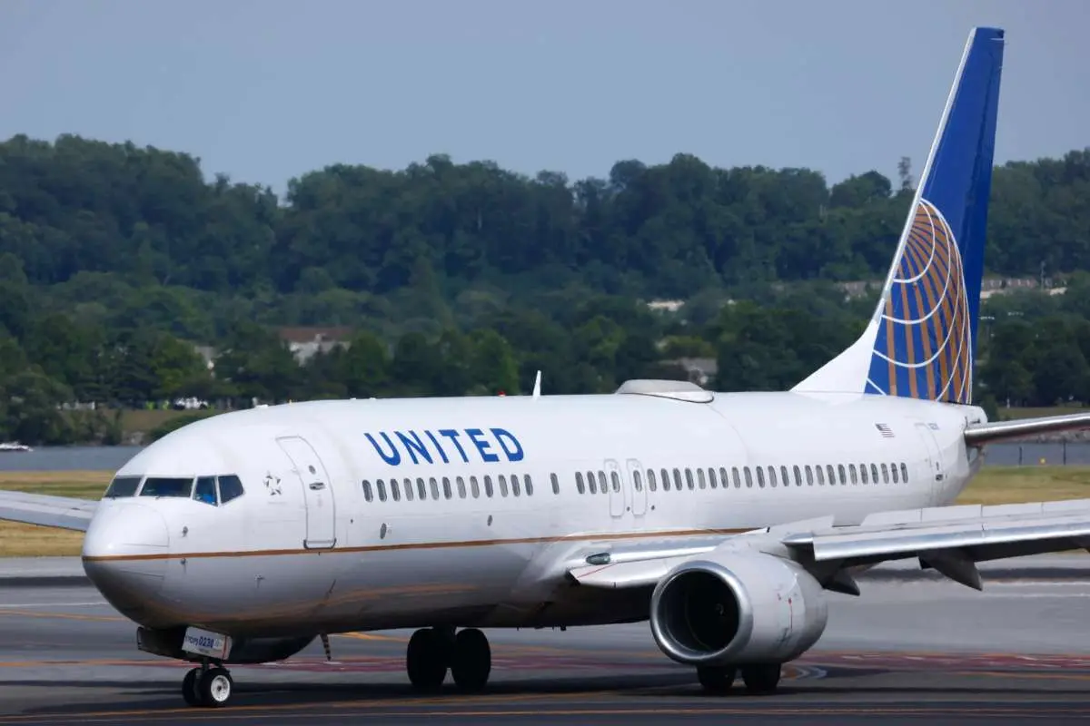 United Airlines Expects $6 Billion Increase in Fuel Costs for 2026