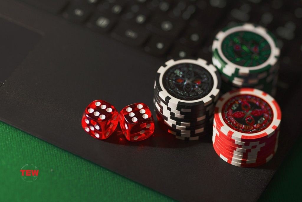 What Are The Differences Between Traditional and Online Casinos