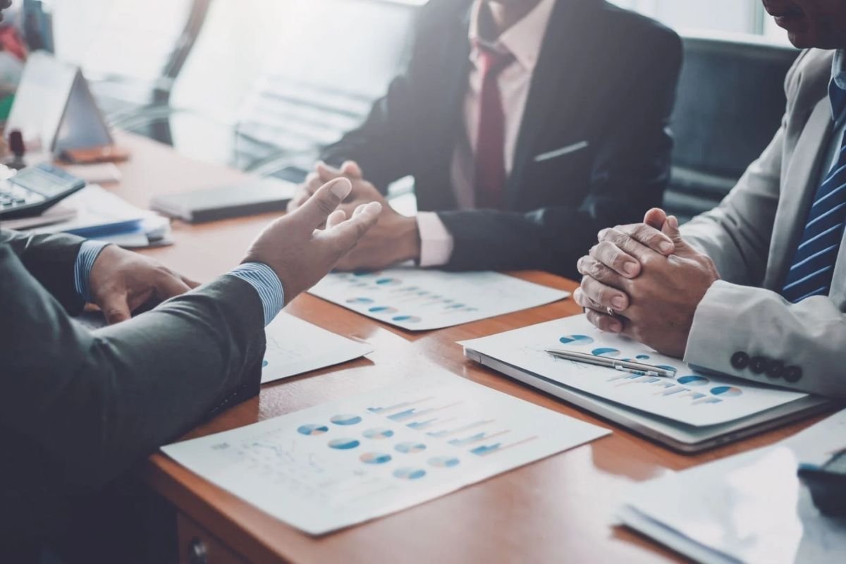 Executive Summary Guide Every Entrepreneur Needs in 2025 | The Enterprise World