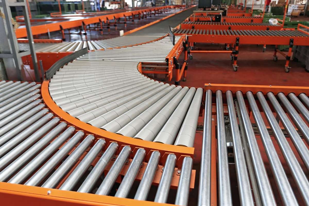 Different Types of Conveyors and their Uses