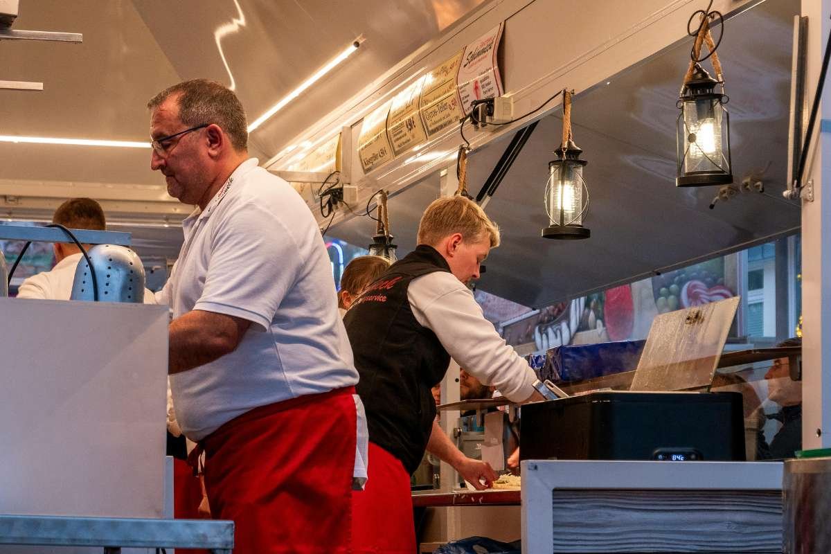 15 Shipping Container Business Ideas You Can Start With Low Risk | The Enterprise World