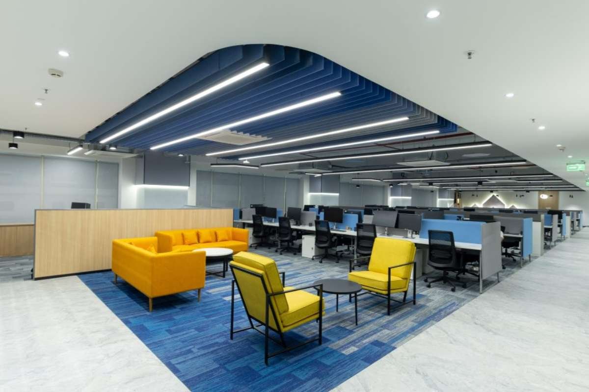 Bored with Your Desk? 10 Smart Ways to Revitalize Your Workspace Today | The Enterprise World