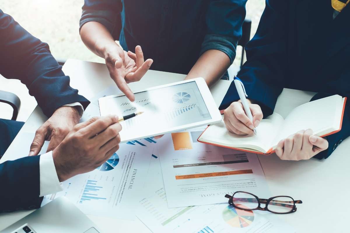 Navigating Global Markets with B2B Market Research: Beyond Borders | The Enterprise World