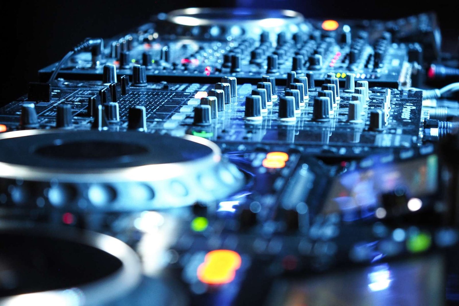 The Industrial Applications Of Fiber Amplifiers | The Enterprise World