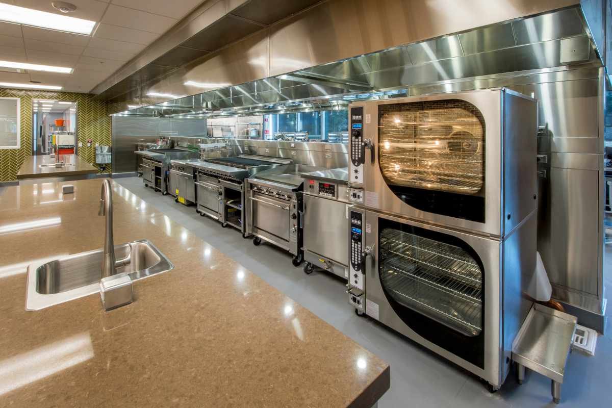 Industrial-Strength Plate Storage: Maximizing Efficiency in Commercial Kitchens | The Enterprise World