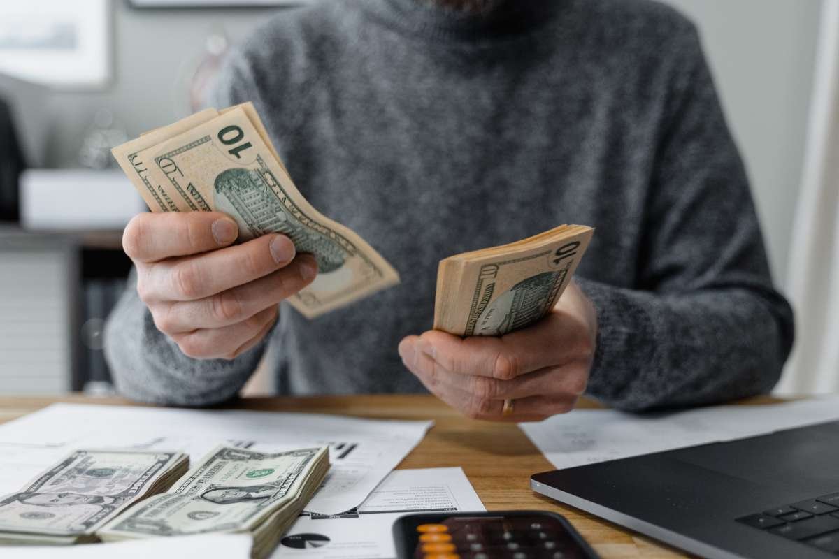 10 Harmful Tips: How to Find Investors for SaaS Startup Quickly?