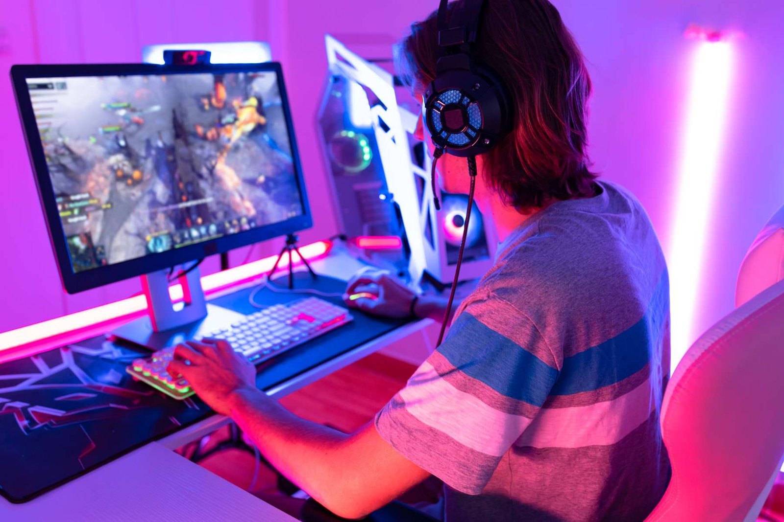 6 Productive Ways to Turn Online Gaming into a Profitable Venture