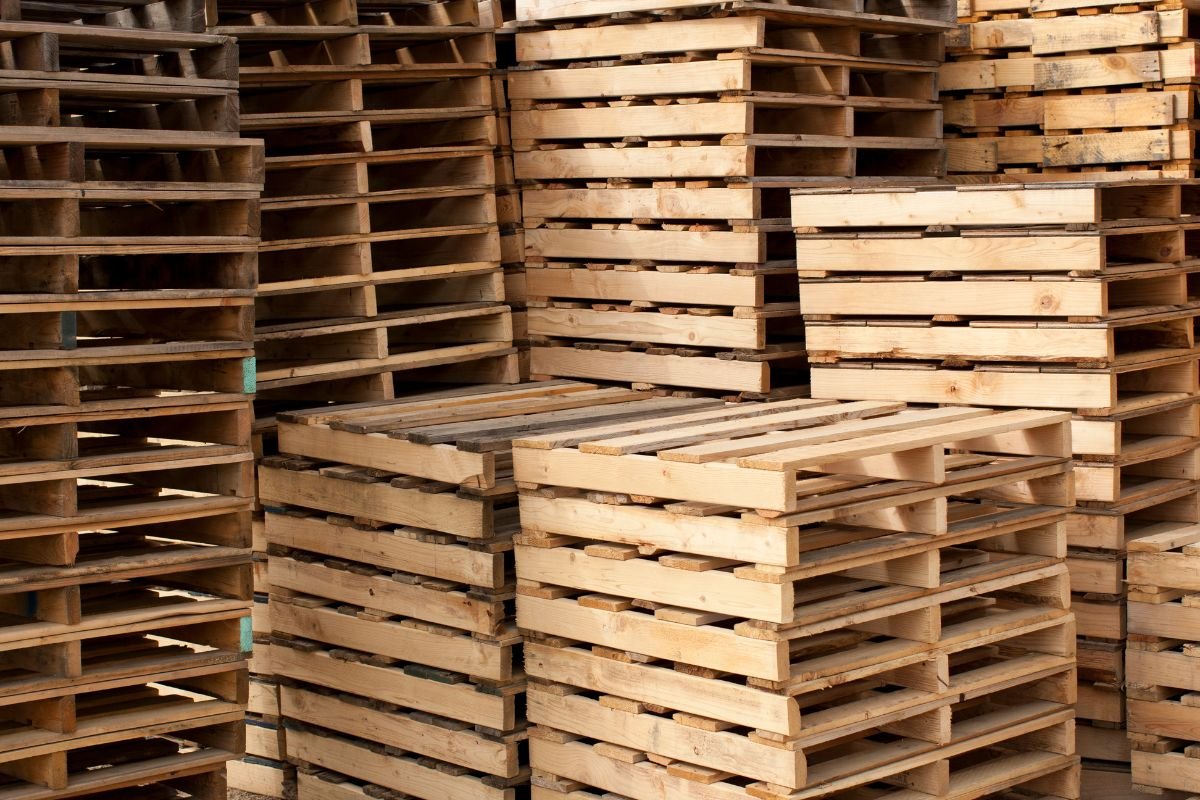 How To Design Custom Pallets For Specific Industry Needs? | The Enterprise World