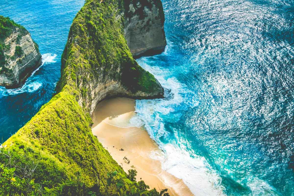 The Island of the Gods: A Blend of Traditions with Modernity of Bali