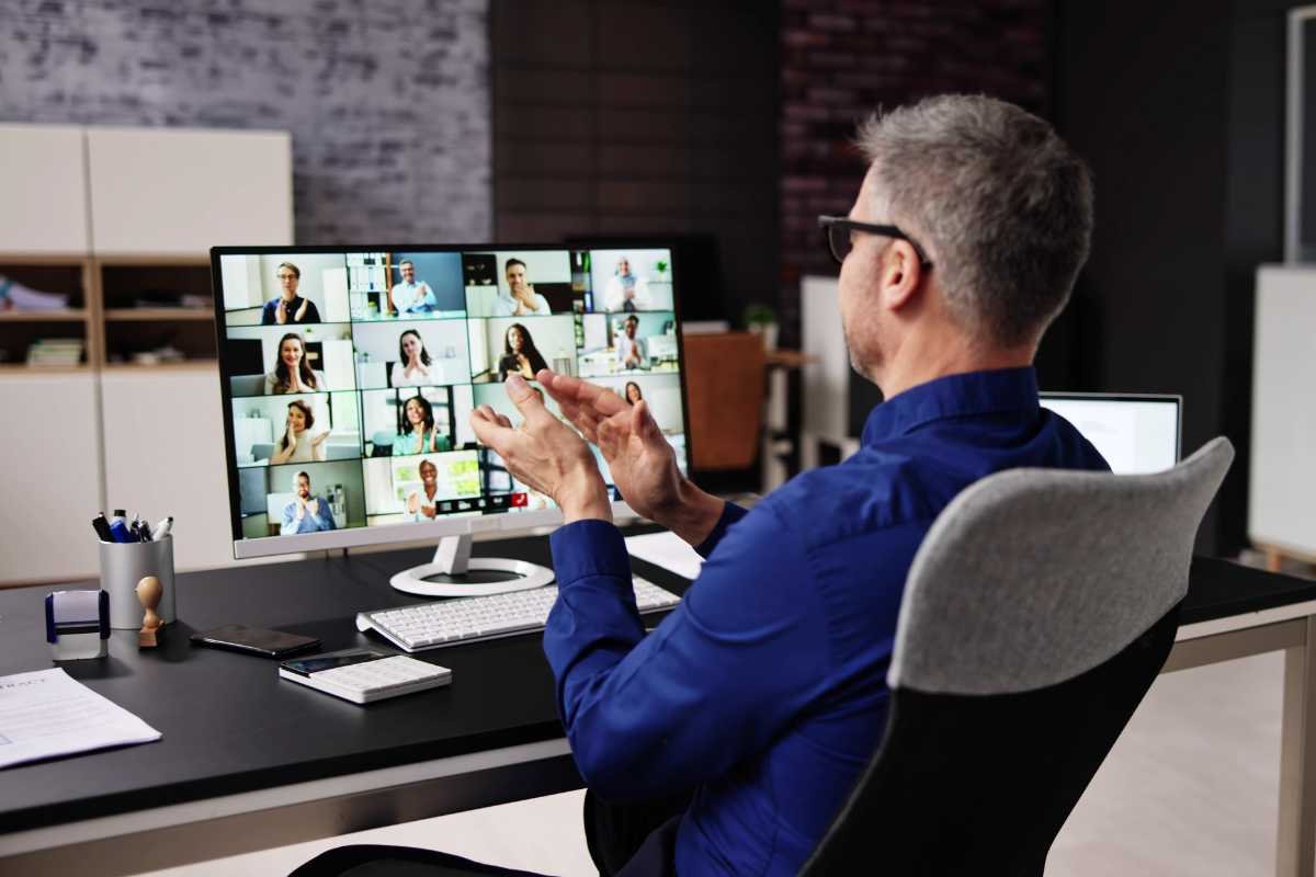 Video Conferencing Etiquette for Remote Workers