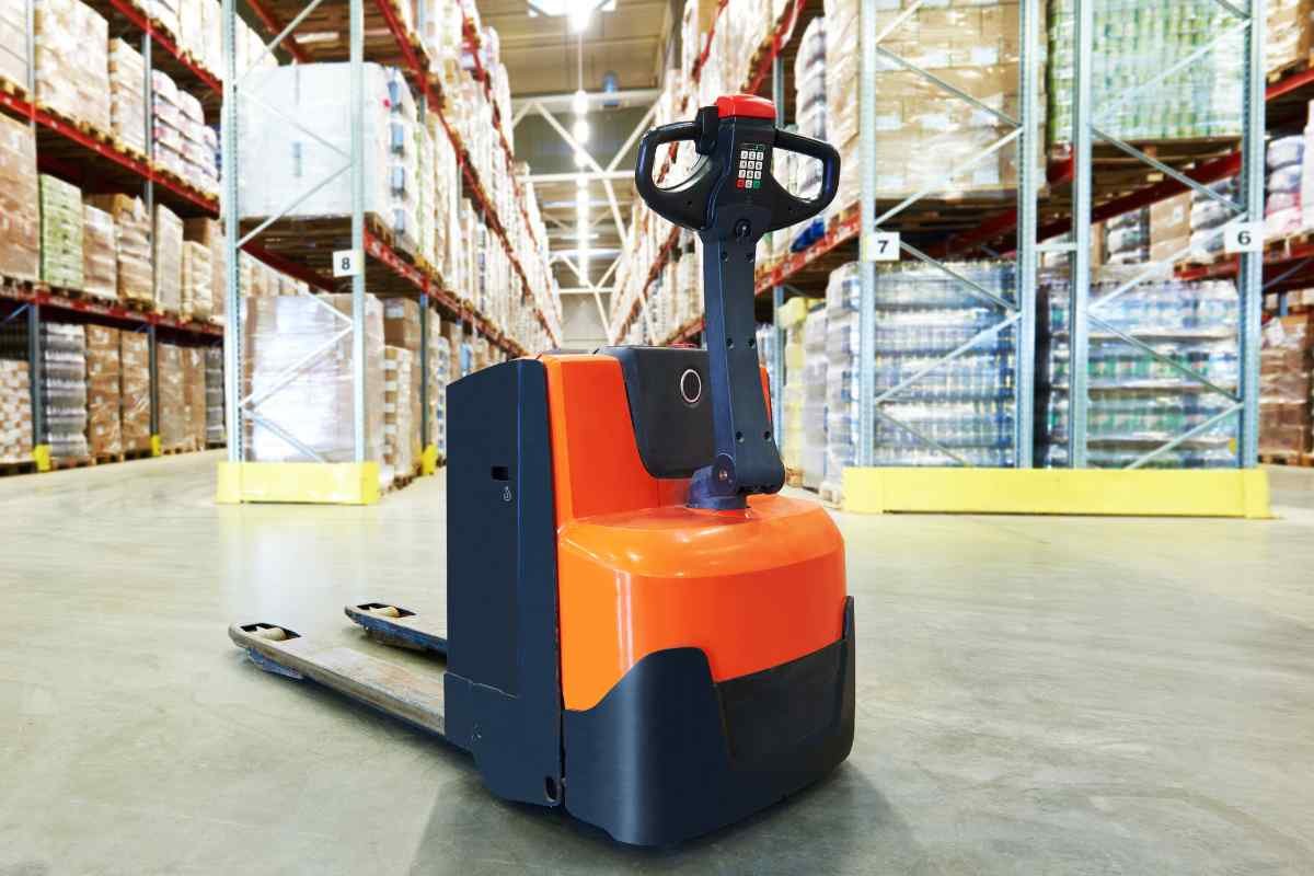 6 Benefits of Electric Pallet Trucks | The Enterprise World