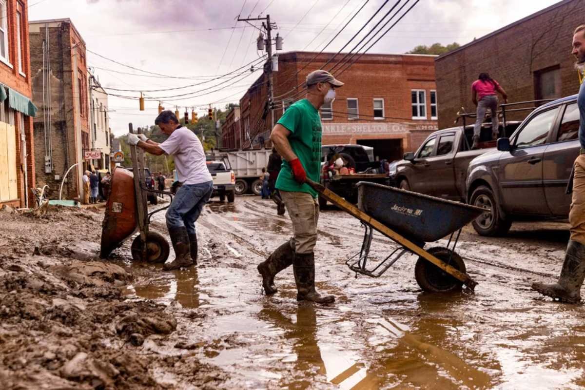 How Hurricane Conspiracy Theories are Spreading Misinformation on Social Media?