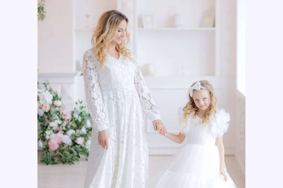 15 Best Mother-daughter Christmas Dresses | The Enterprise World